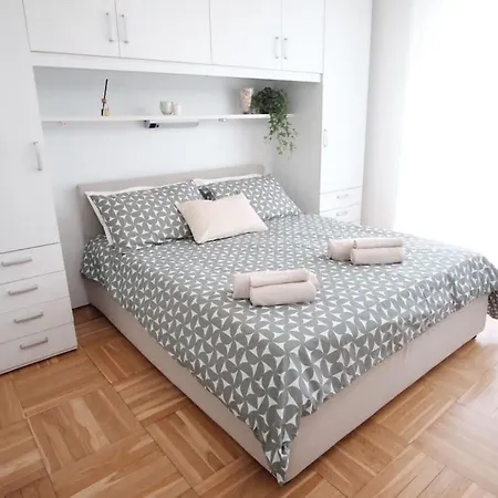 A Due Passi Dal Mare Apartman *